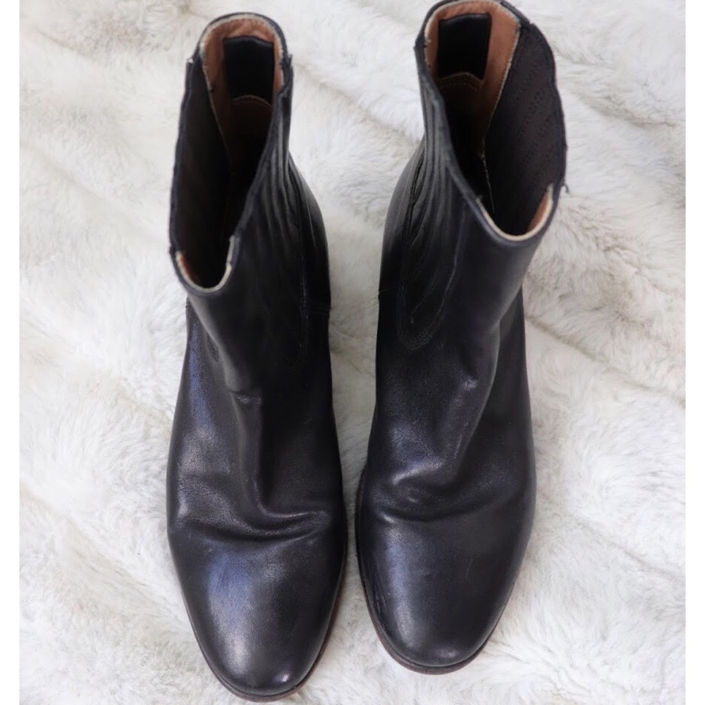 SOLD X UGG Collection Leather Heeled Boots - Picture 5 of 8